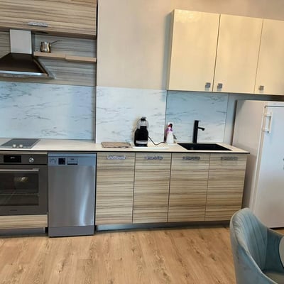 Alquiler de un apartamento amueblado de 2 habitaciones en un distrito prestigioso, Varna, Bulgaria